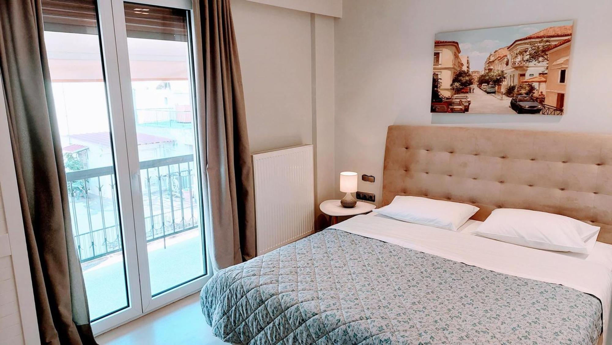 Luxurious Minimal Apartment In Acropolis Афины Экстерьер фото